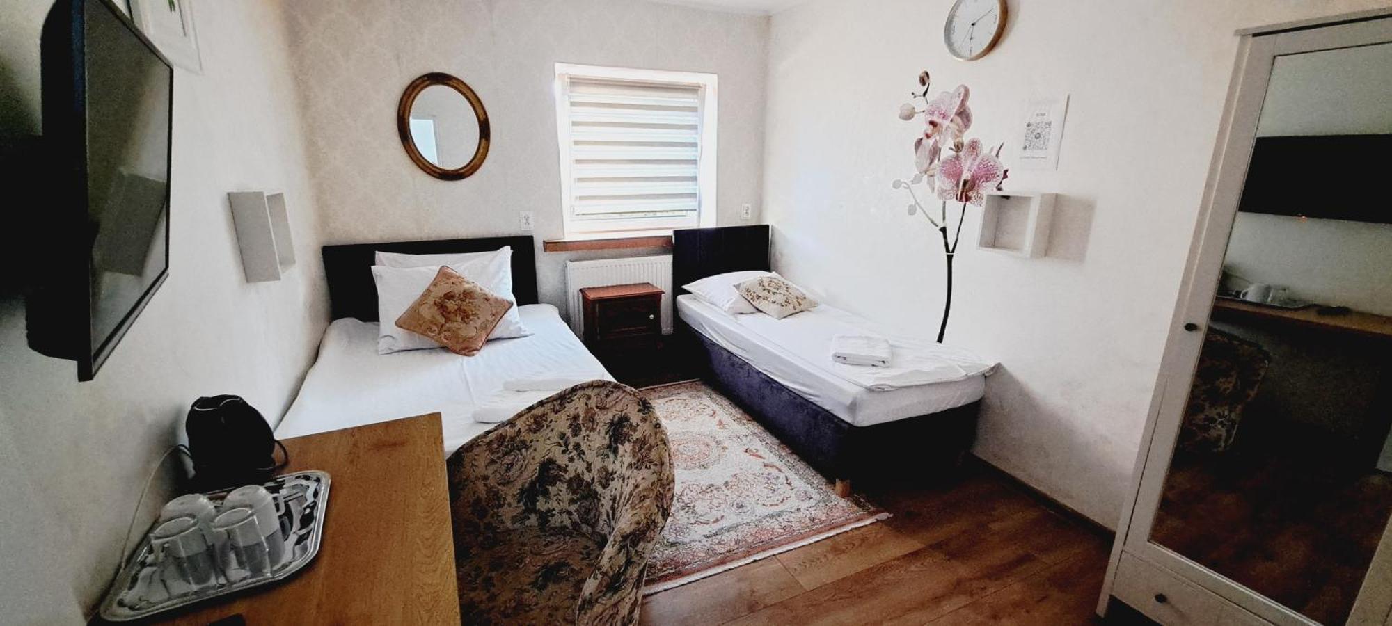 Hotel Rezydencja Rosa 프르제미슬 외부 사진