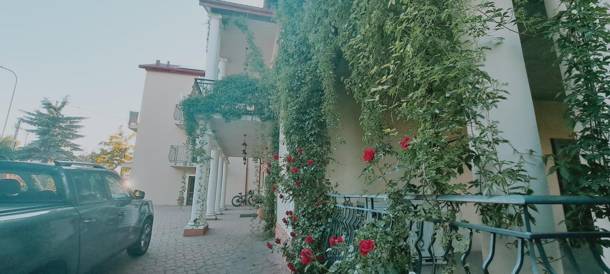 Hotel Rezydencja Rosa 프르제미슬 외부 사진
